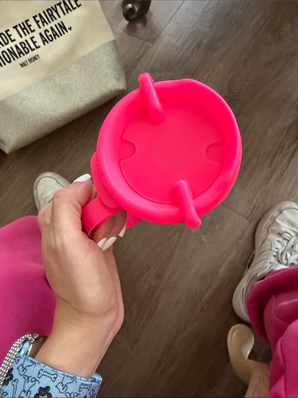 EUC Disney Pink and Blue Cars Travel Cup with Handle - Picture 4 of 4